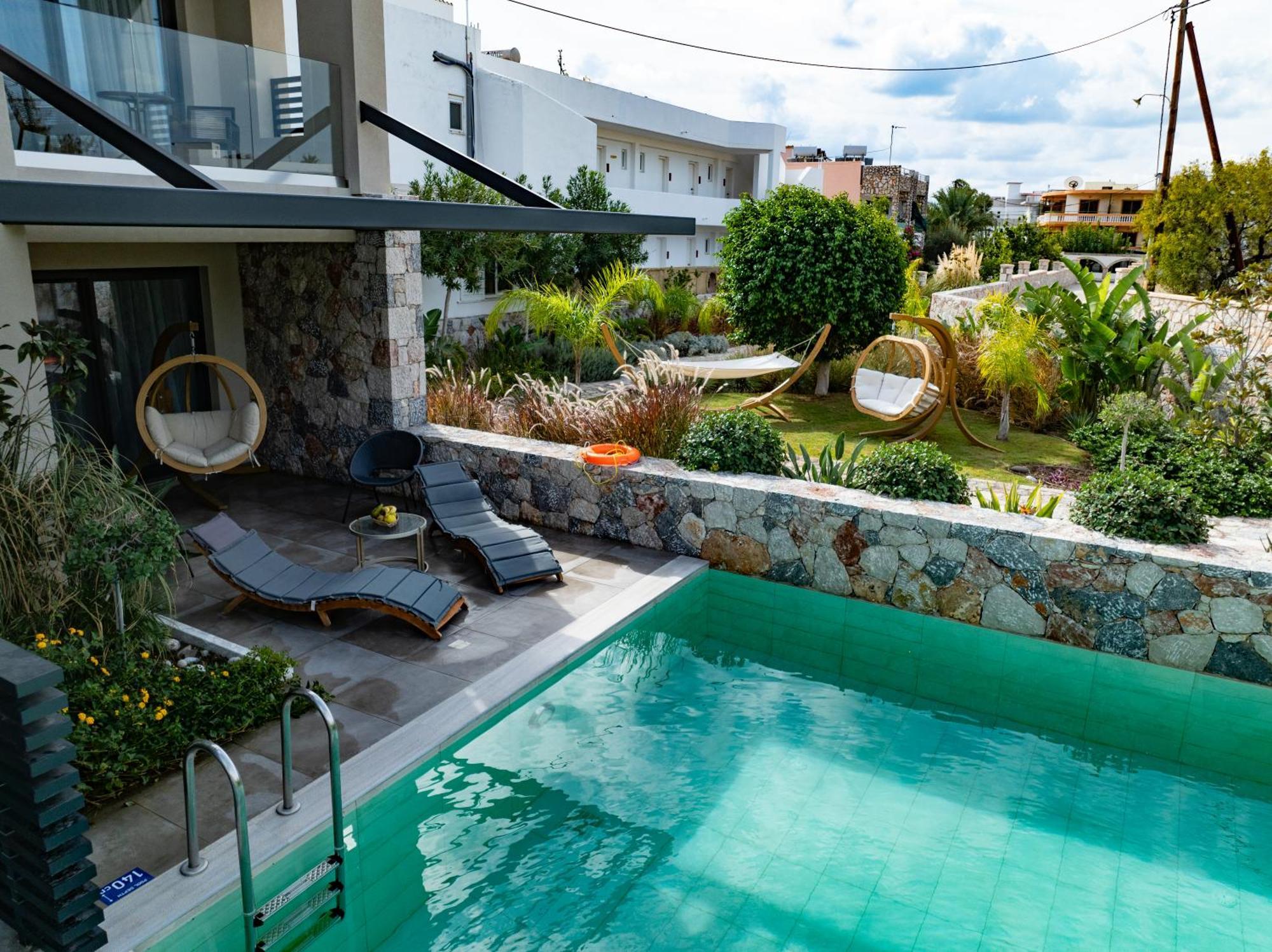 Delight Luxury Aparthotel 2*